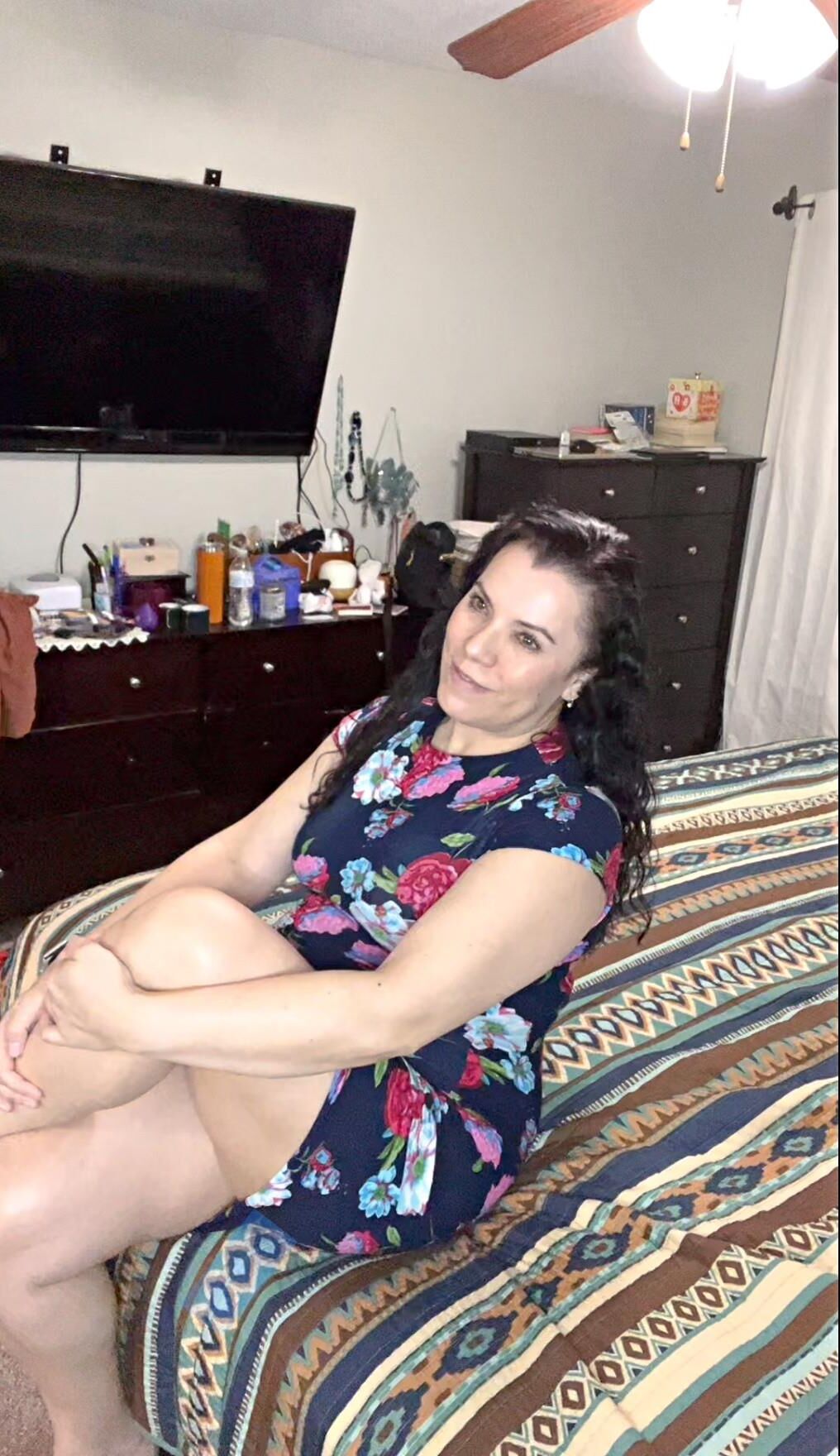 Hot dress stuff