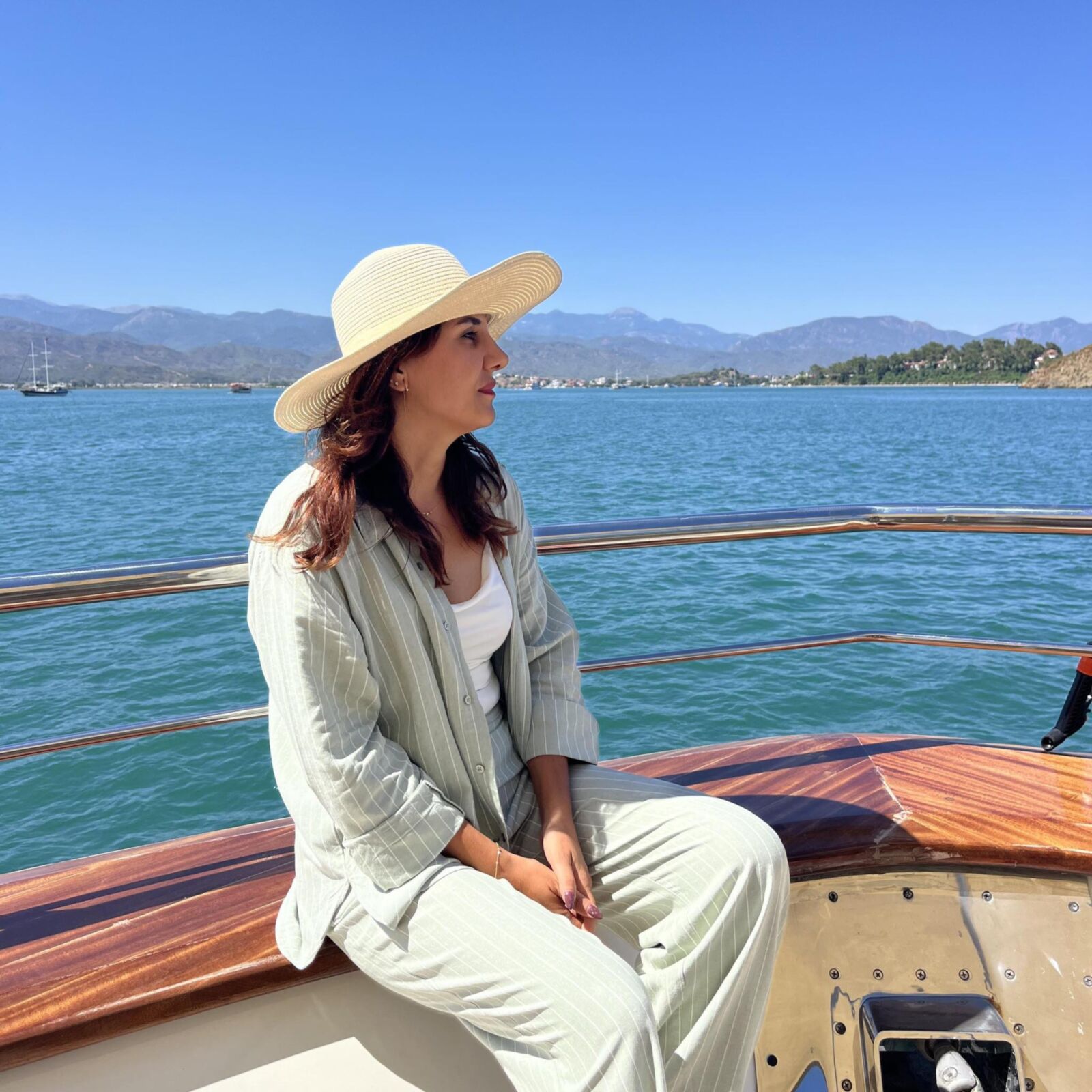 TURKISH MATURE LADY PICTURES 