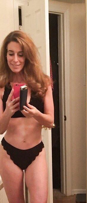 Texas Flight Attendant Wendy K