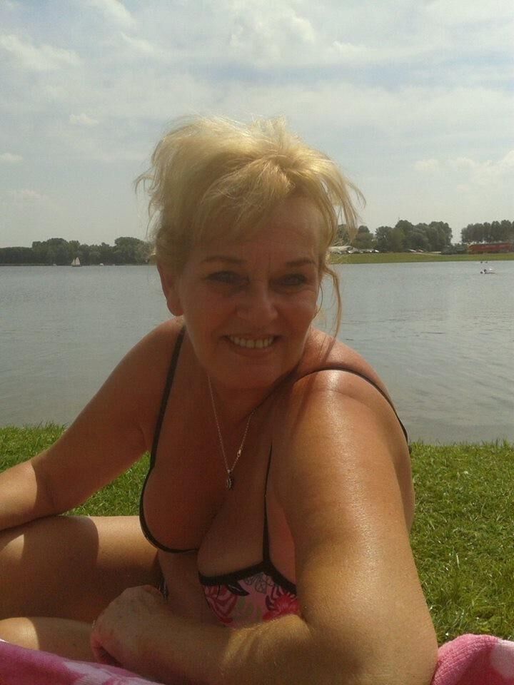 Maman à la plage