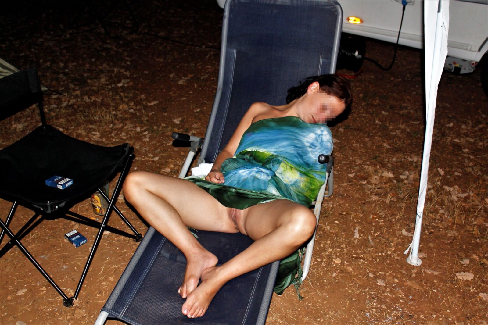 Beine breit / Legs wide 