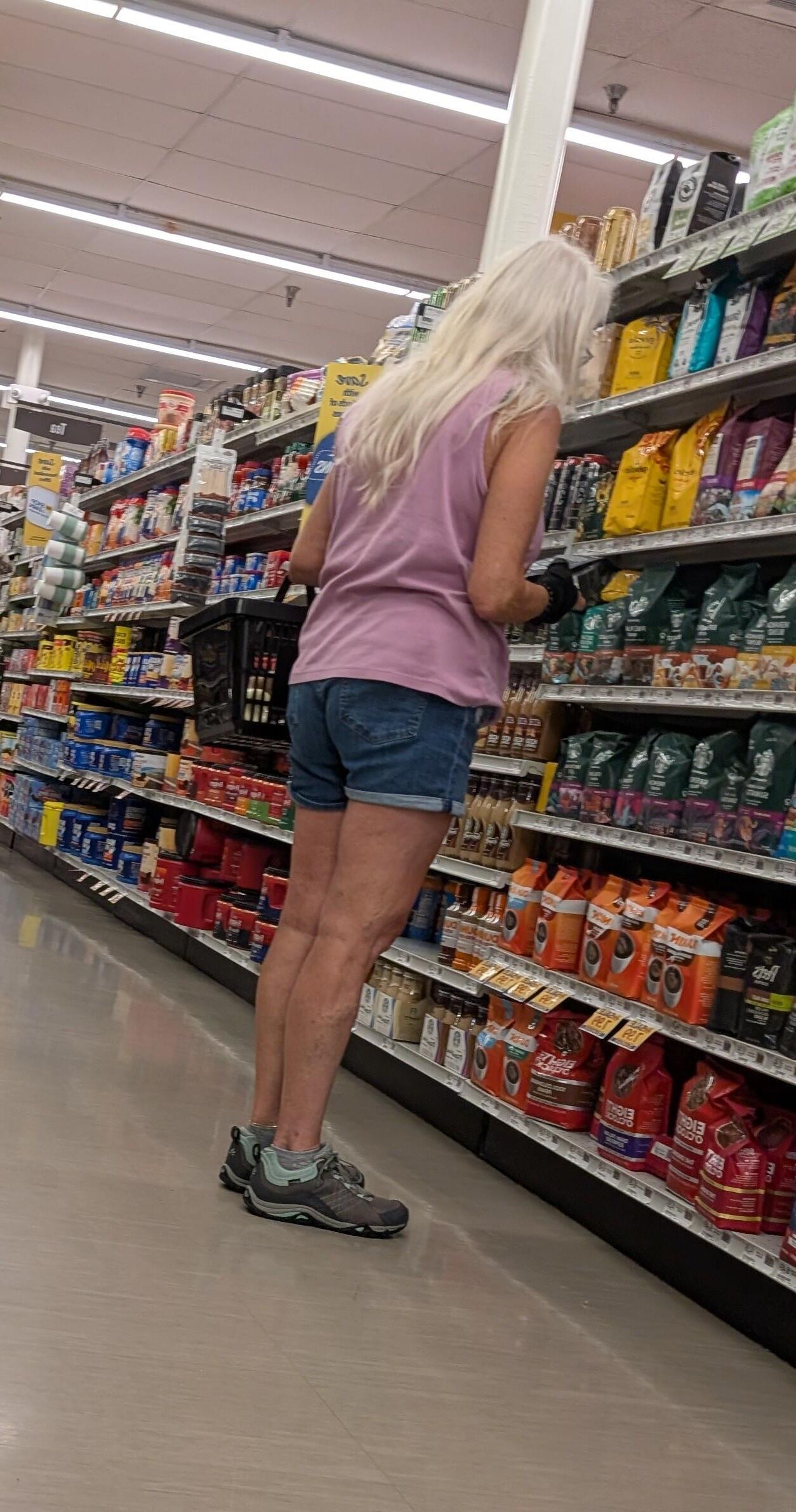 Shopping for milfs 