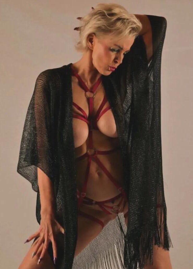 Sexy Senior Amateur