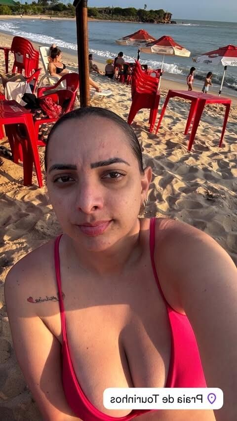 SLUT MOM HUGE BOOBS