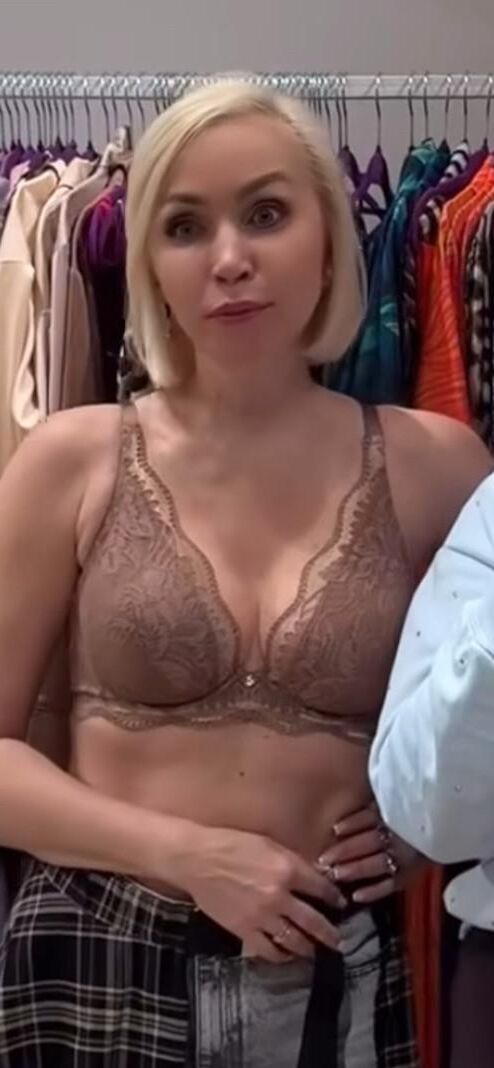 puta rusa de maldición sexy