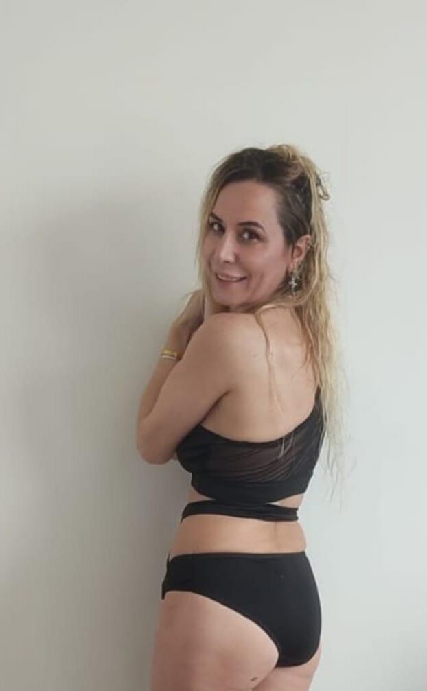 MILF turco en lencería