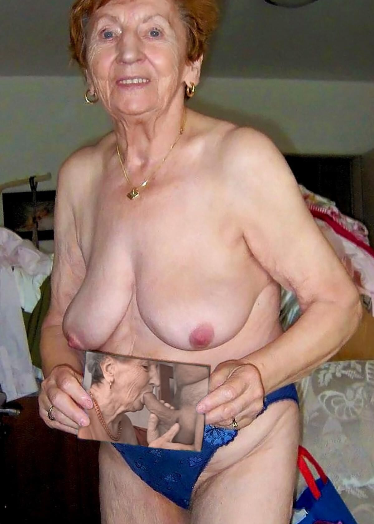 Mamie, Montres Moi Tes Seins ...