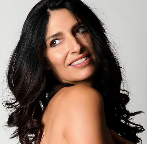 Raquel Simon reifen Modell