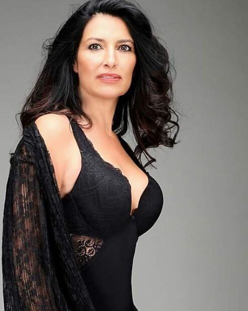 Raquel Simon reifen Modell