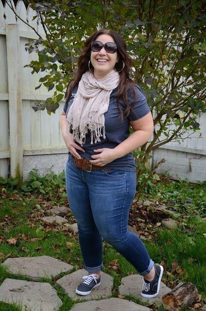 P Intérêt pour la fashionista de la beauté curvante (blogueur MILF)