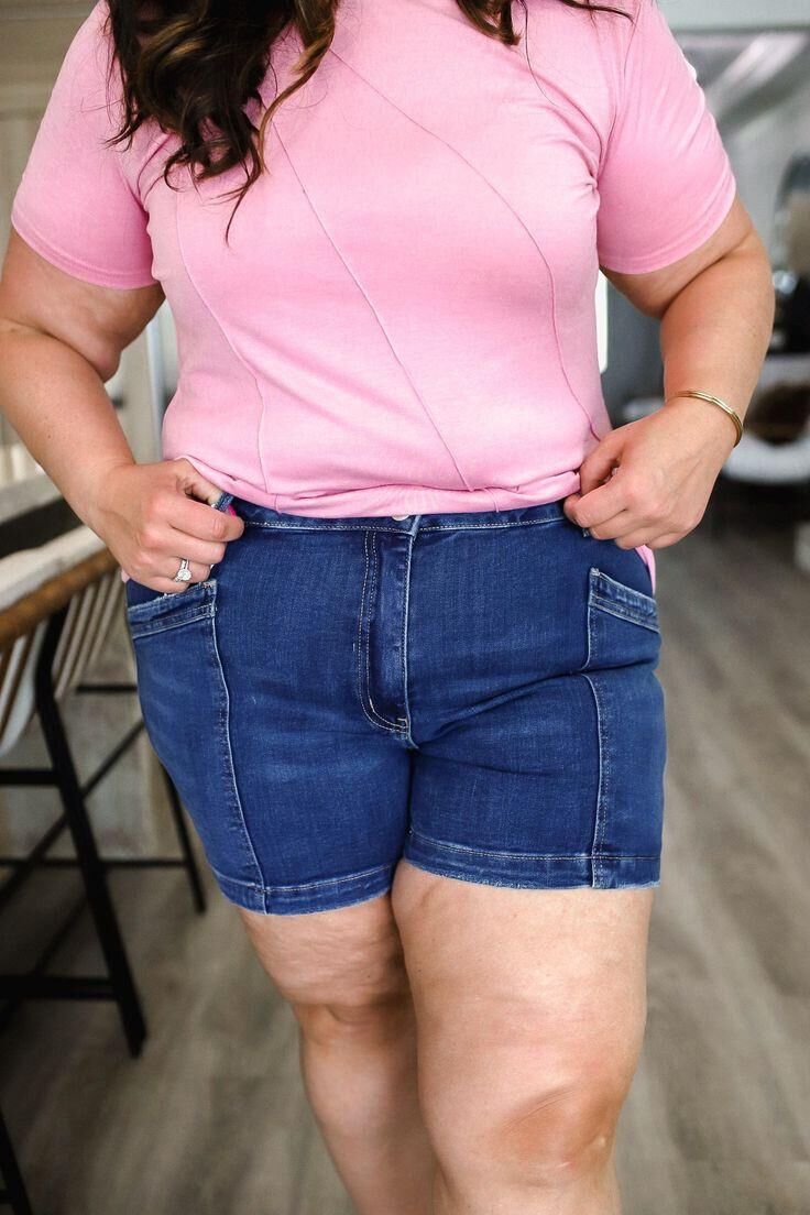 P Intérêt pour la beauté Beautiful Pawg Fashion Bloggers