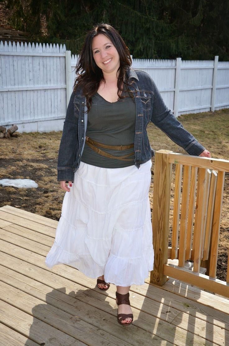 P Intérêt pour la fashionista de la beauté curvante (blogueur MILF)