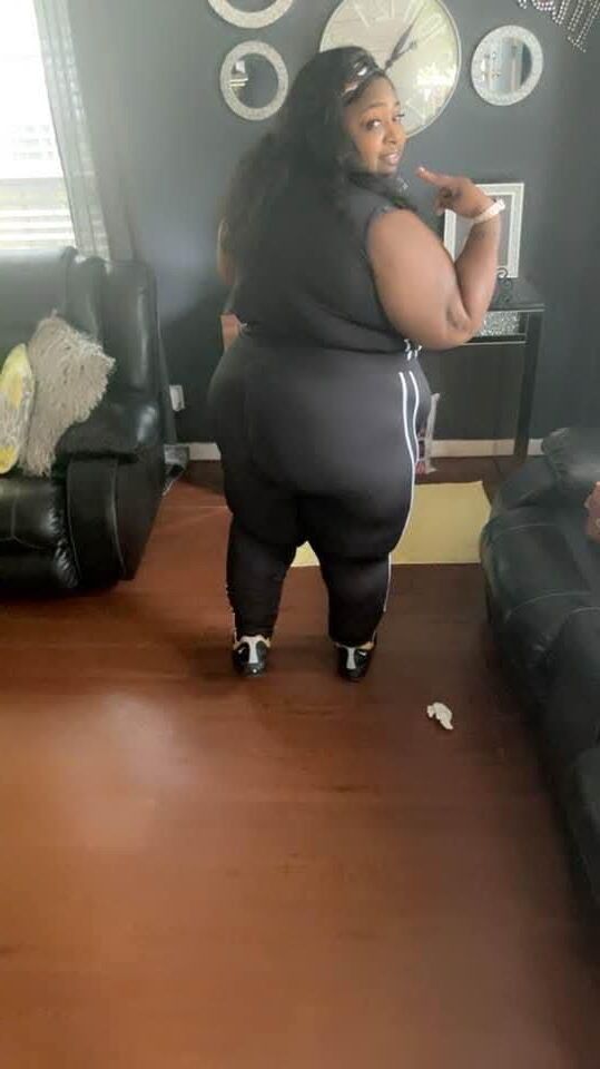 Belle ébène / milf noir ssbbw