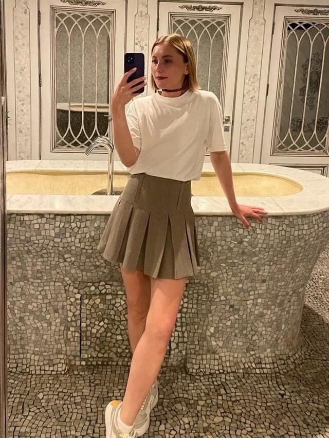 Clara