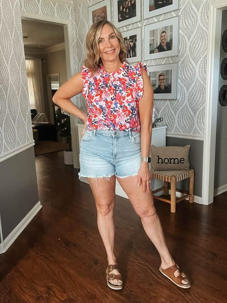 P Intérêt pour la reine de la beauté entre (MILF Fashion Blogger)