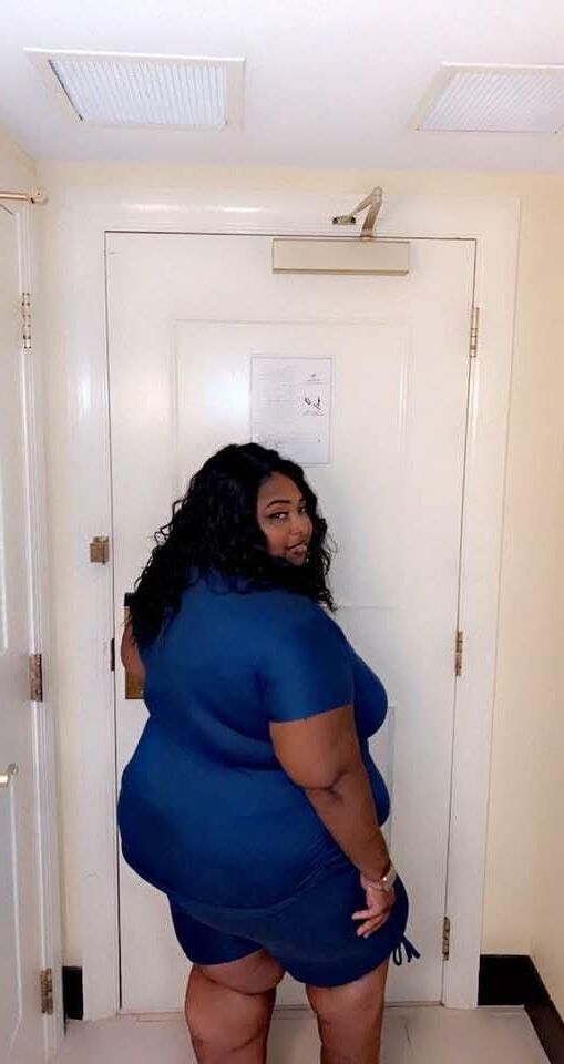 Belle ébène / milf noir ssbbw
