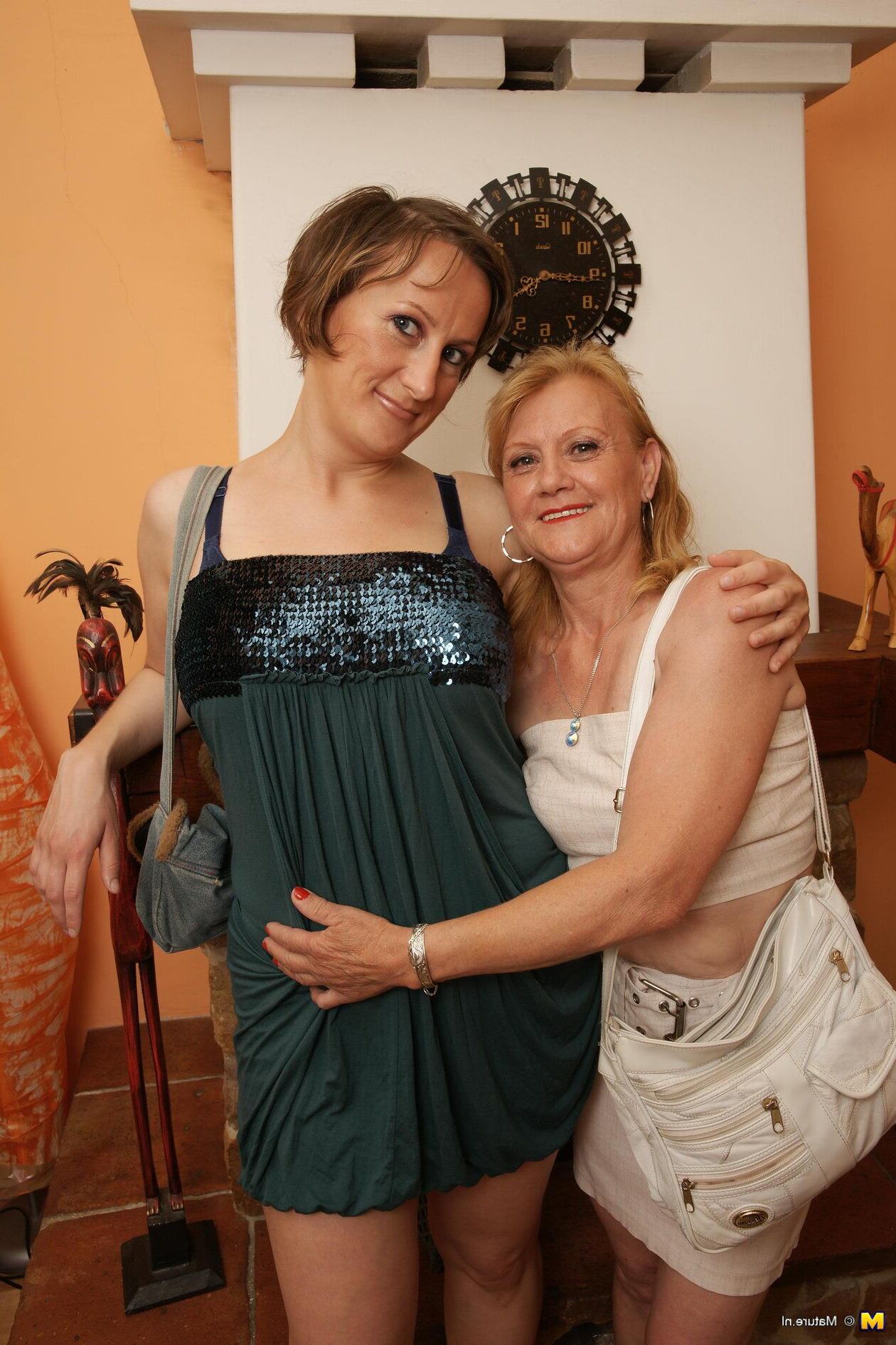 Mature lesbians wow