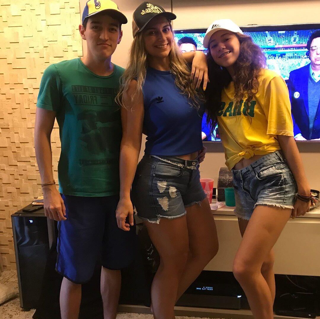 Gostosas Aleatórias