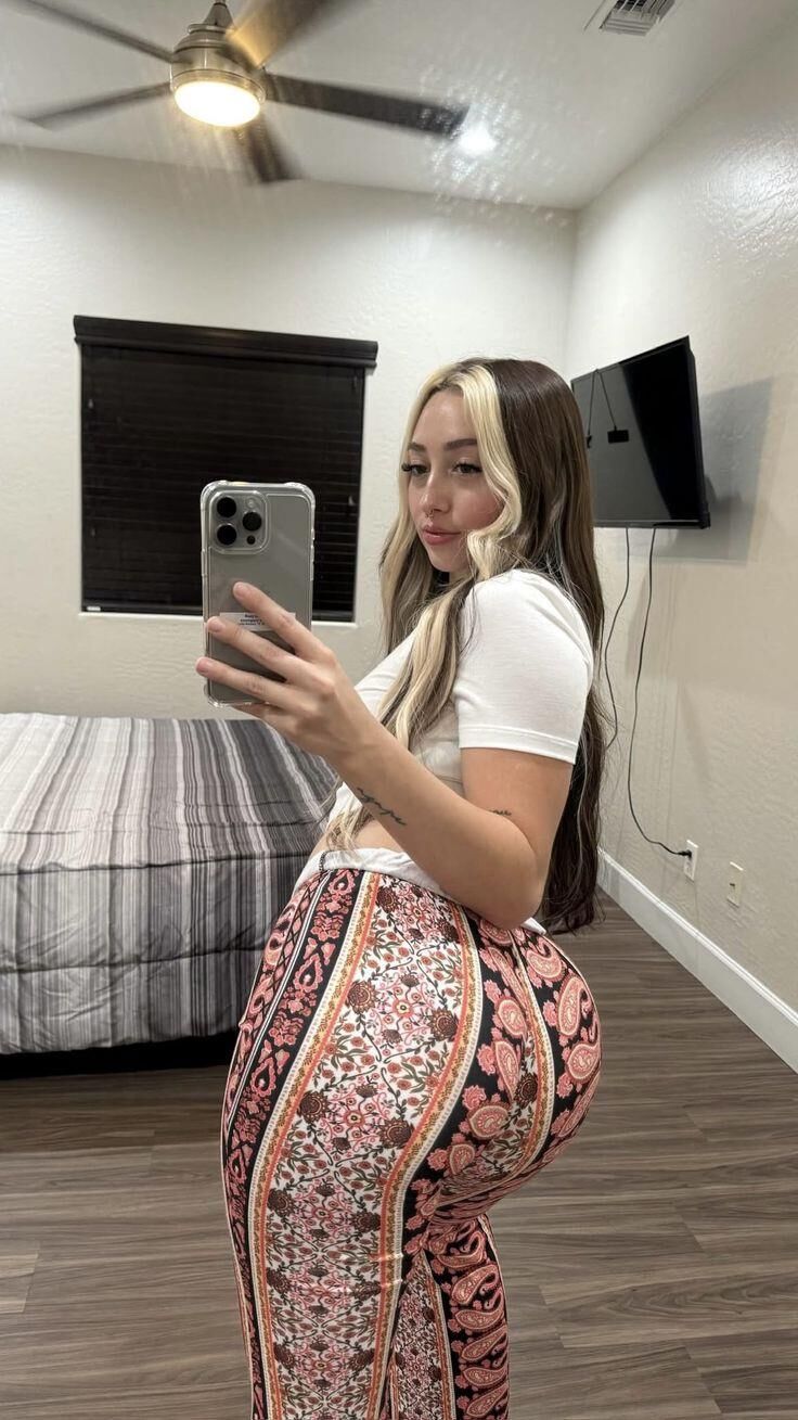P Intérêt pour la beauté Beautiful Pawg Fashion Bloggers