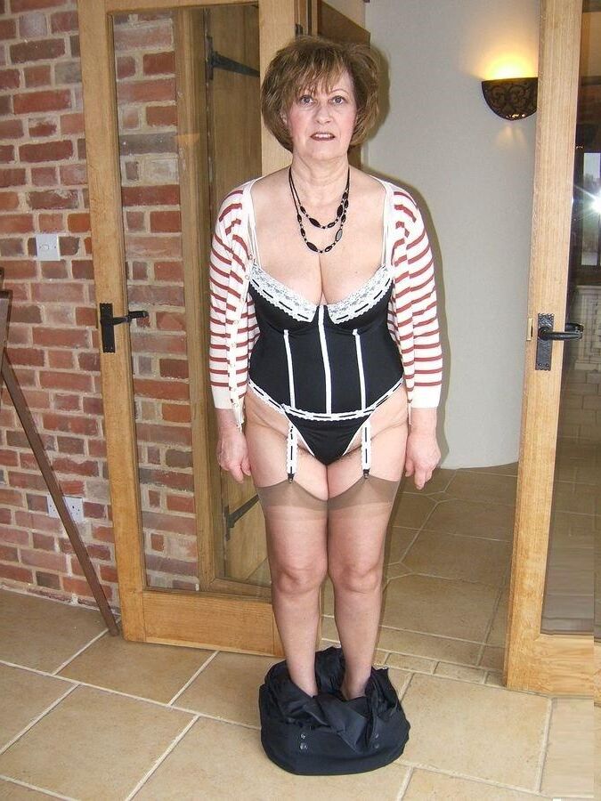 Amateur Mature Mixed 
