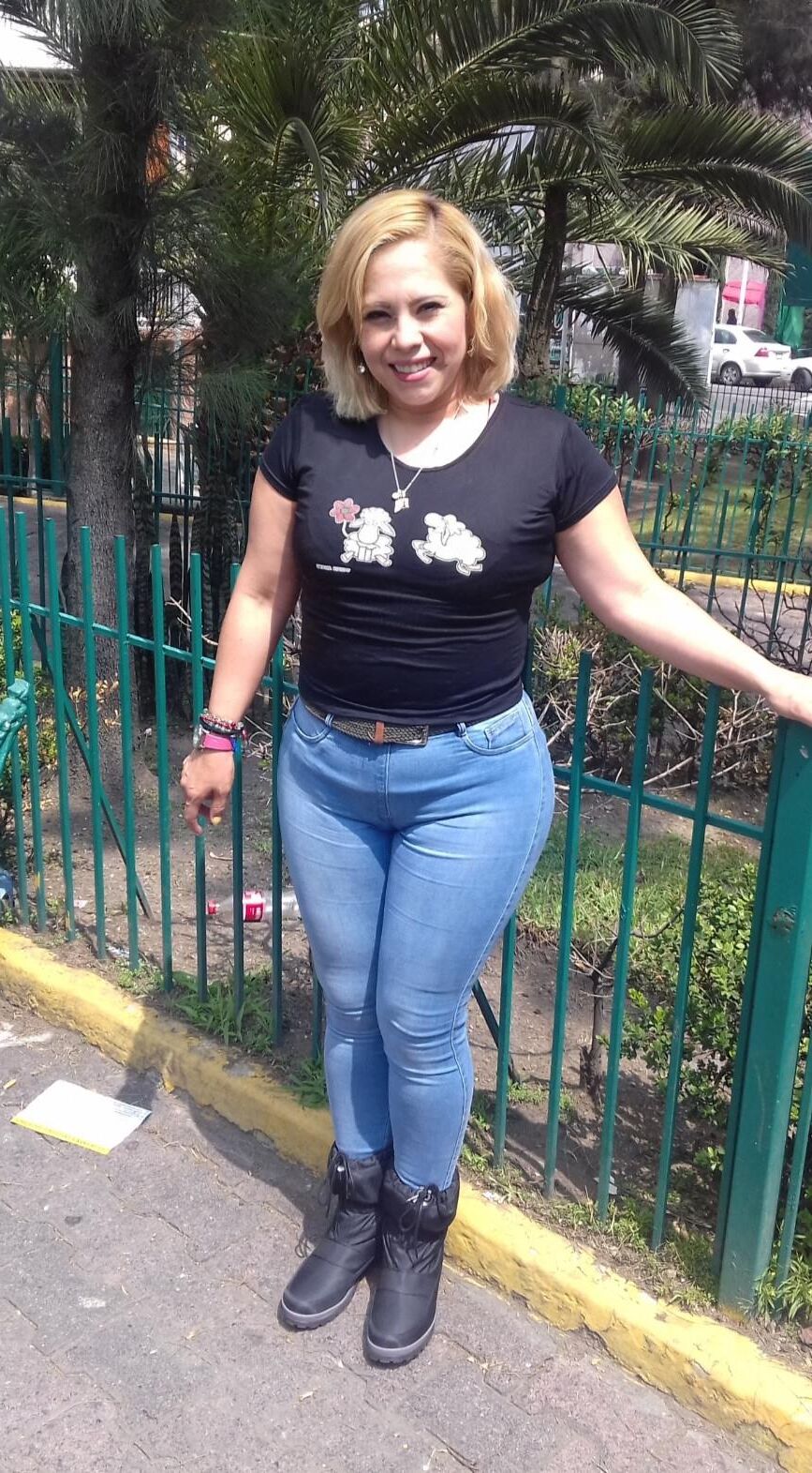 Gaby Putona Madura Nalgona y Tetona