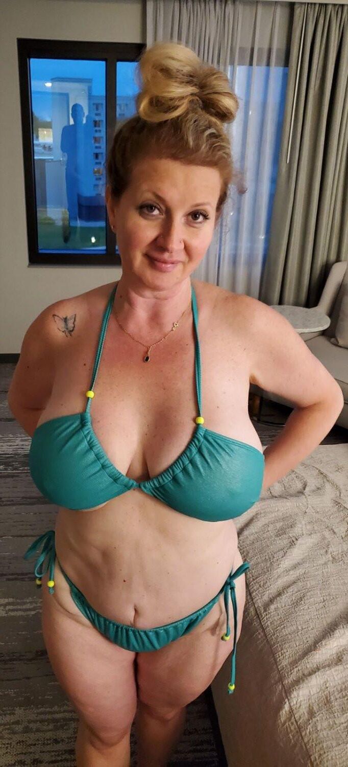 Slutwife amateur Lena