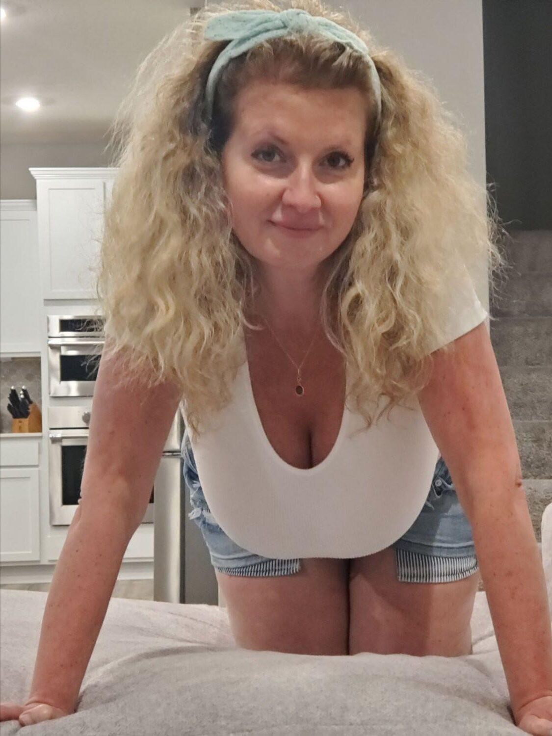 Slutwife amateur Lena