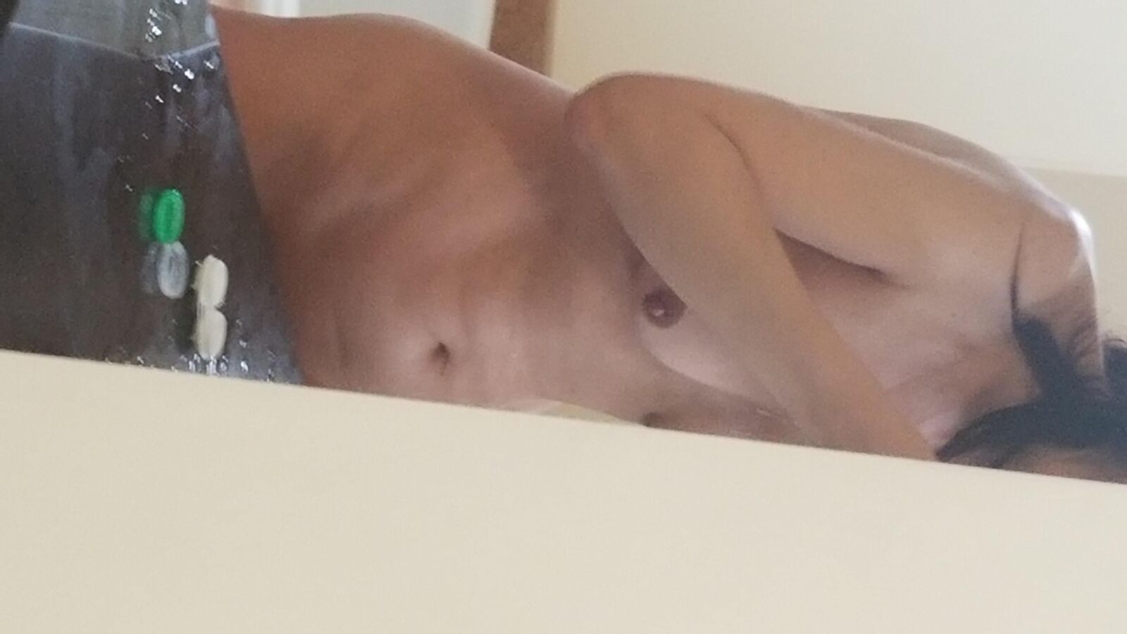 Voyeur Glimpses of the Unaware Epicurean Wife