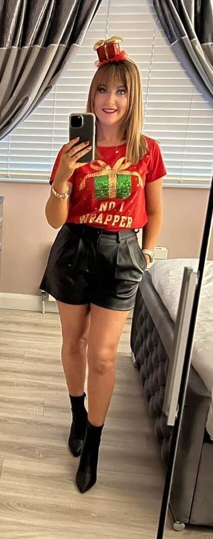 Michelle Yr Old Irish Granny Chav Fuck Hog Cum para sus imágenes