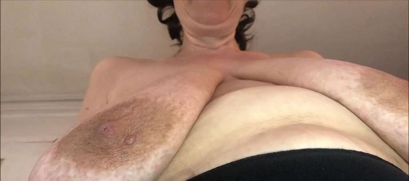 DELICIOUS MATURE BOSOMS