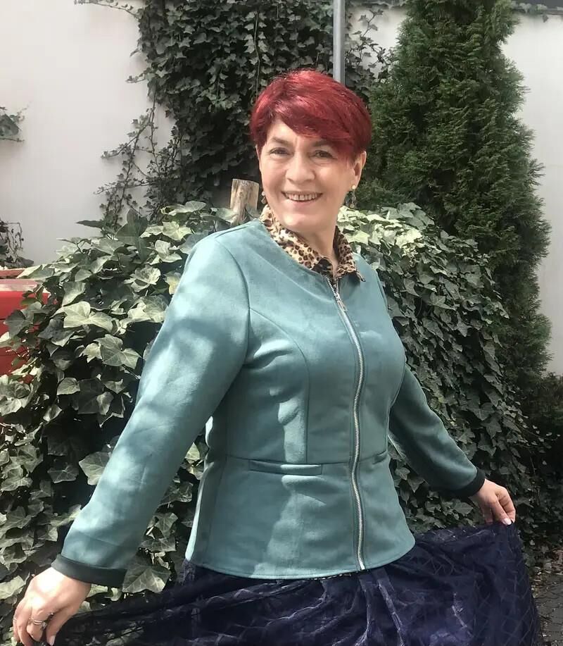 mature slut ingrid
