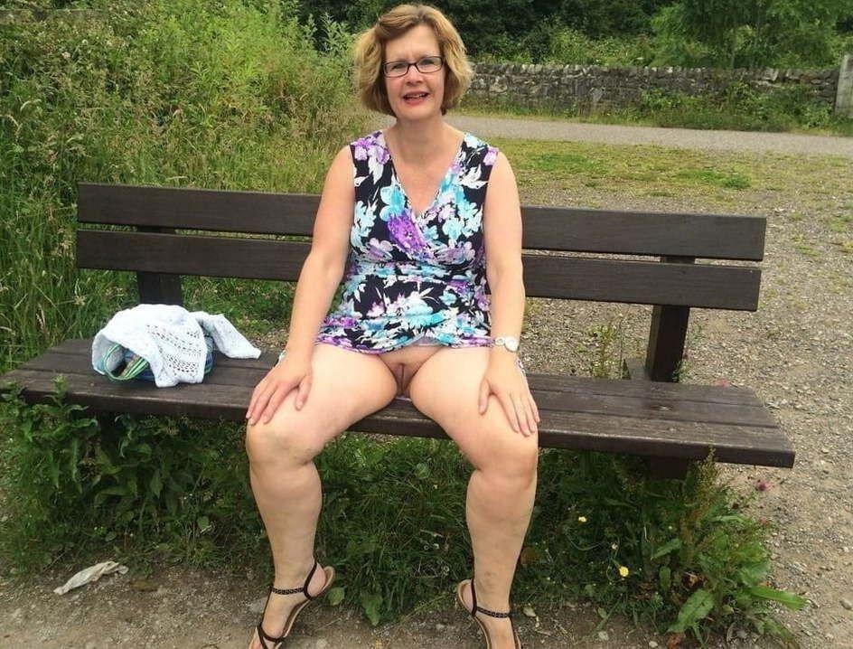 Cougars + MILF's ()