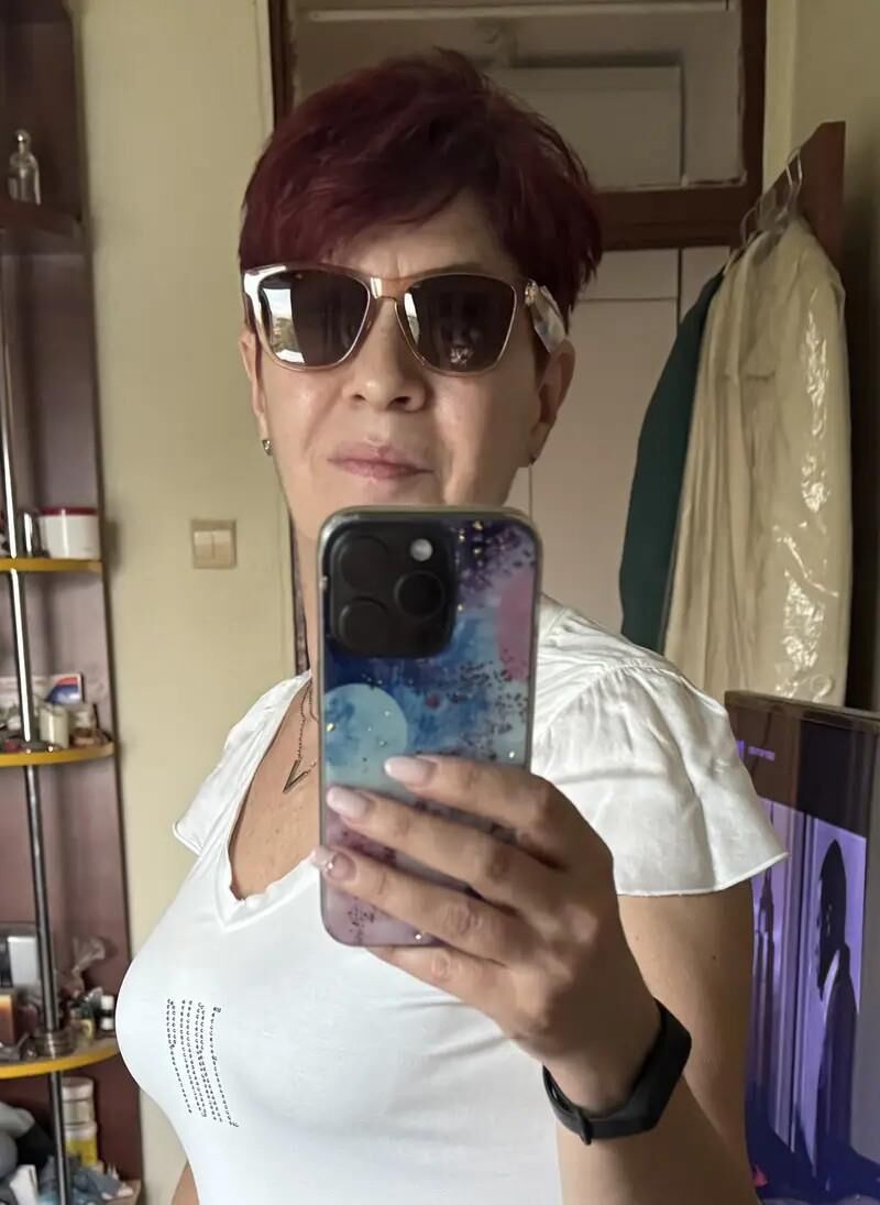 mature slut ingrid