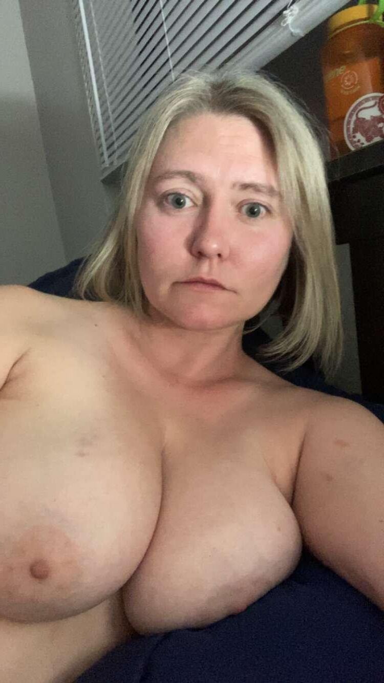 Amateur Hot Milf Viktoria