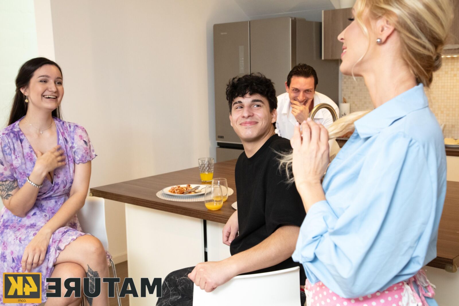 Aturaturk lynna nilsson rendüren von Männern x x px
