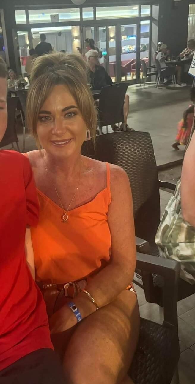 Michelle Yr Old Irish Granny Chav Fuck Hog Cum para sus imágenes