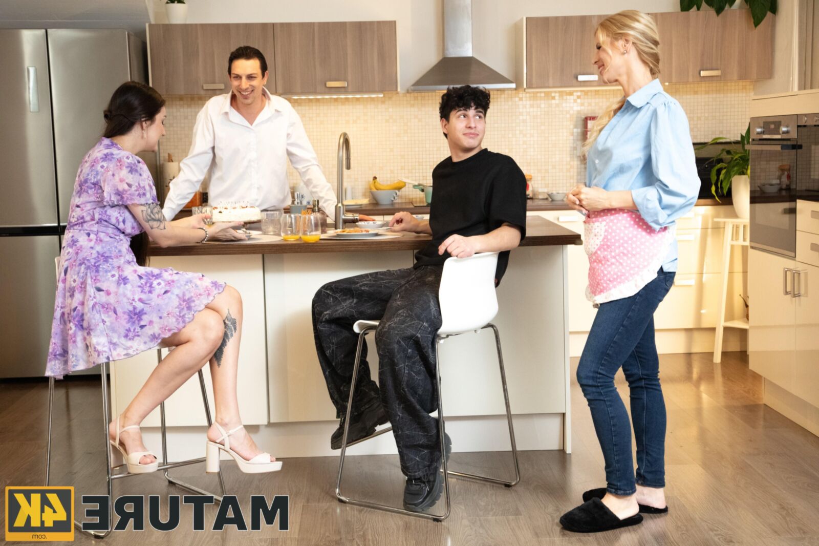 Aturaturk lynna nilsson rendüren von Männern x x px