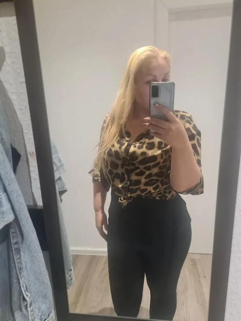 sexy busty blonde milf slut 