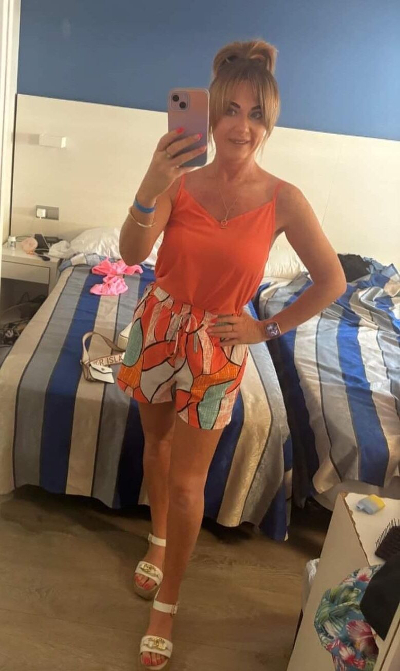 Michelle Yr Old Irish Granny Chav Fuck Hog Cum para sus imágenes