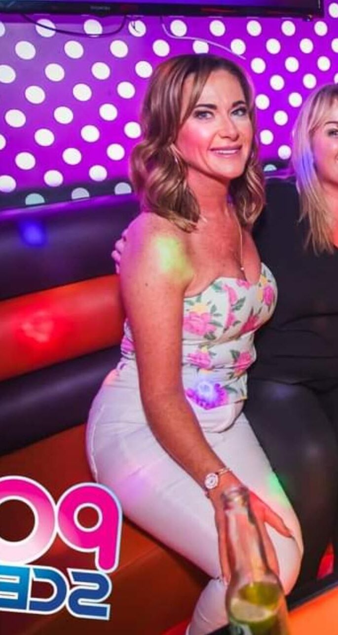 Michelle Yr Old Irish Granny Chav Fuck Hog Cum para sus imágenes