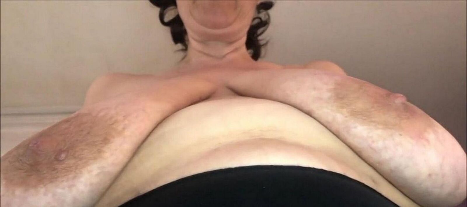 DELICIOUS MATURE BOSOMS