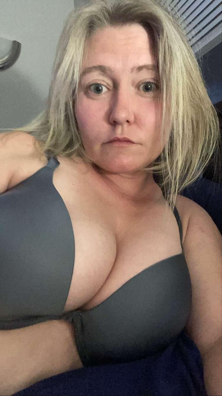 Amateur Hot Milf Viktoria