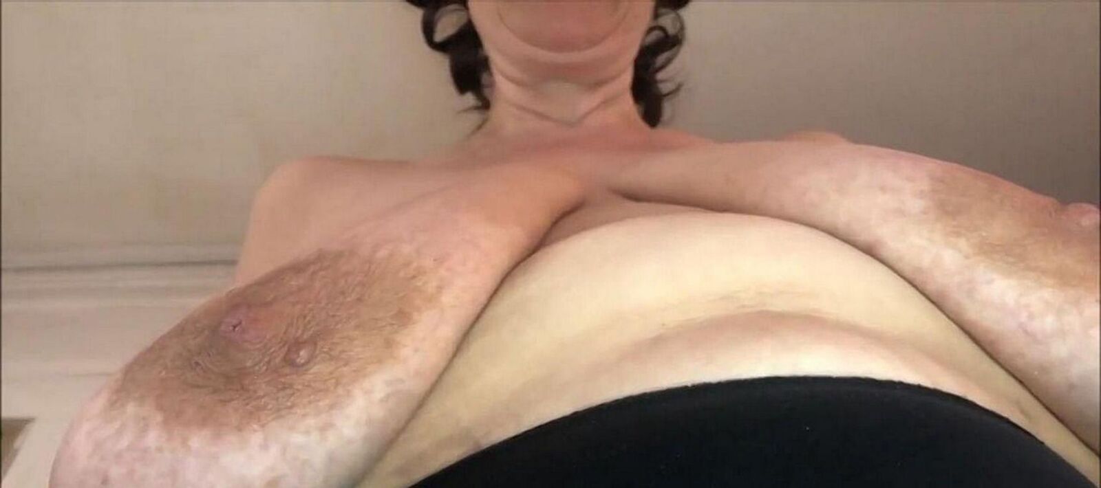 DELICIOUS MATURE BOSOMS