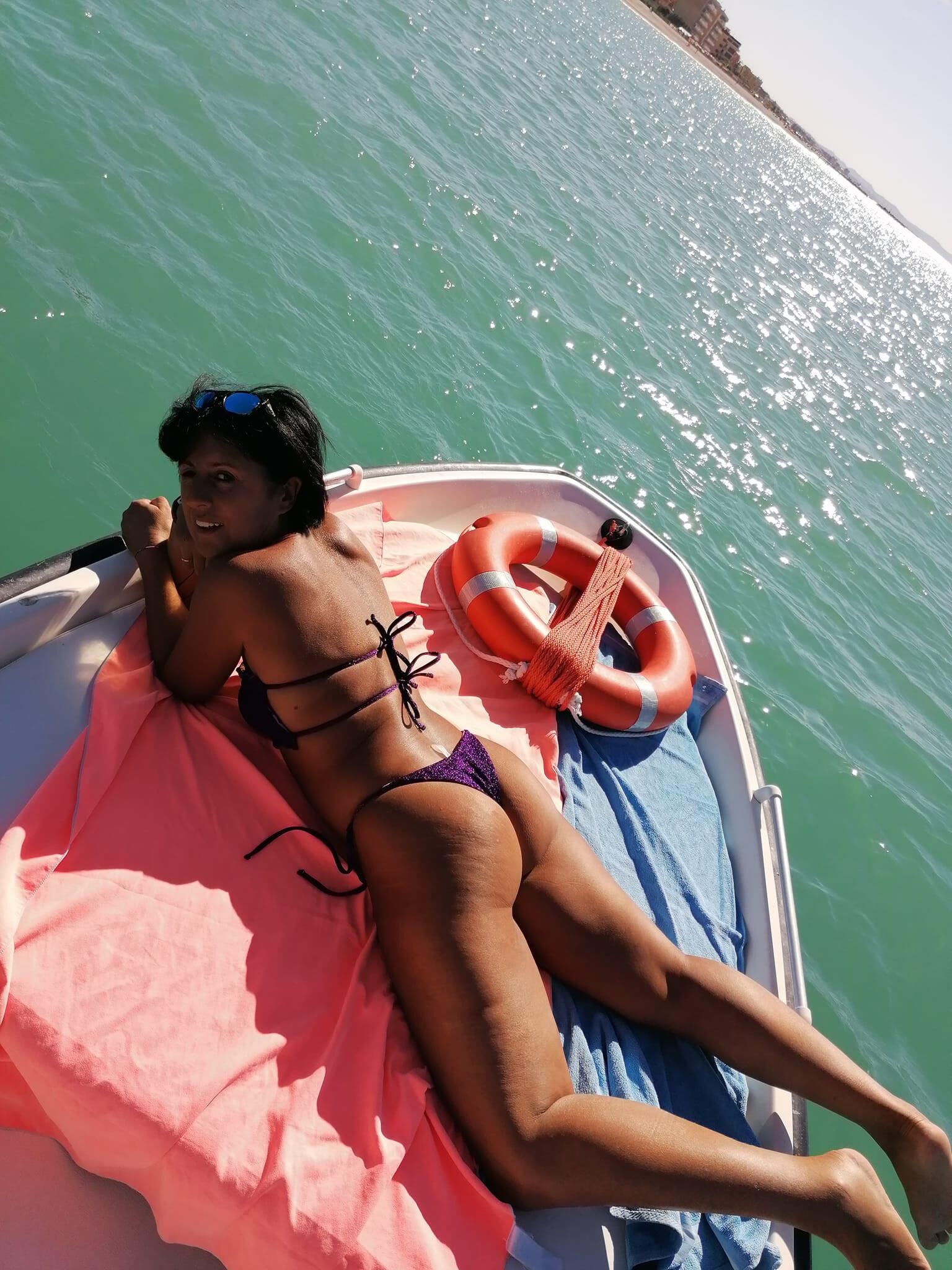 Italian mature at the beach (nn but sexy)