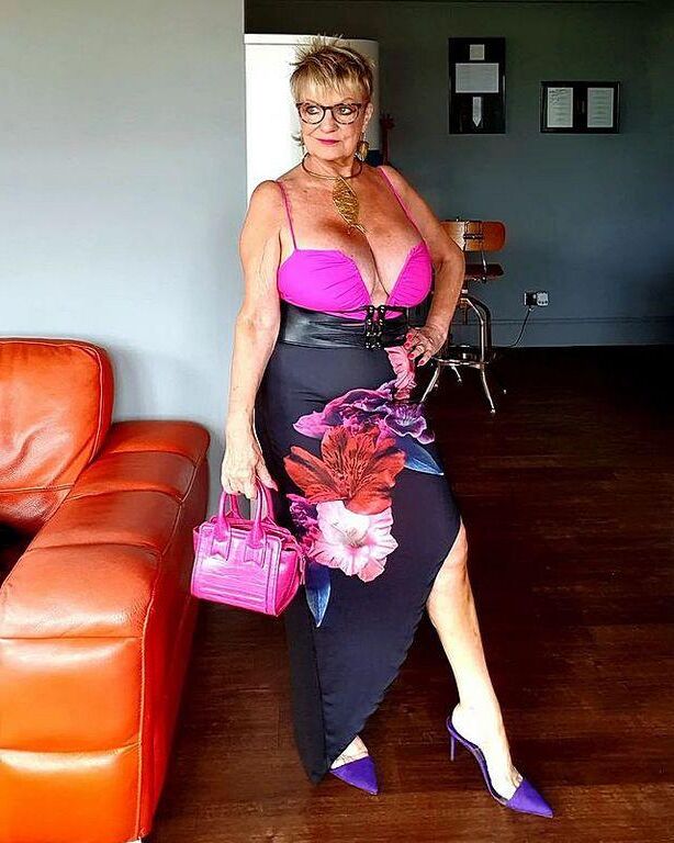 JANE DEE