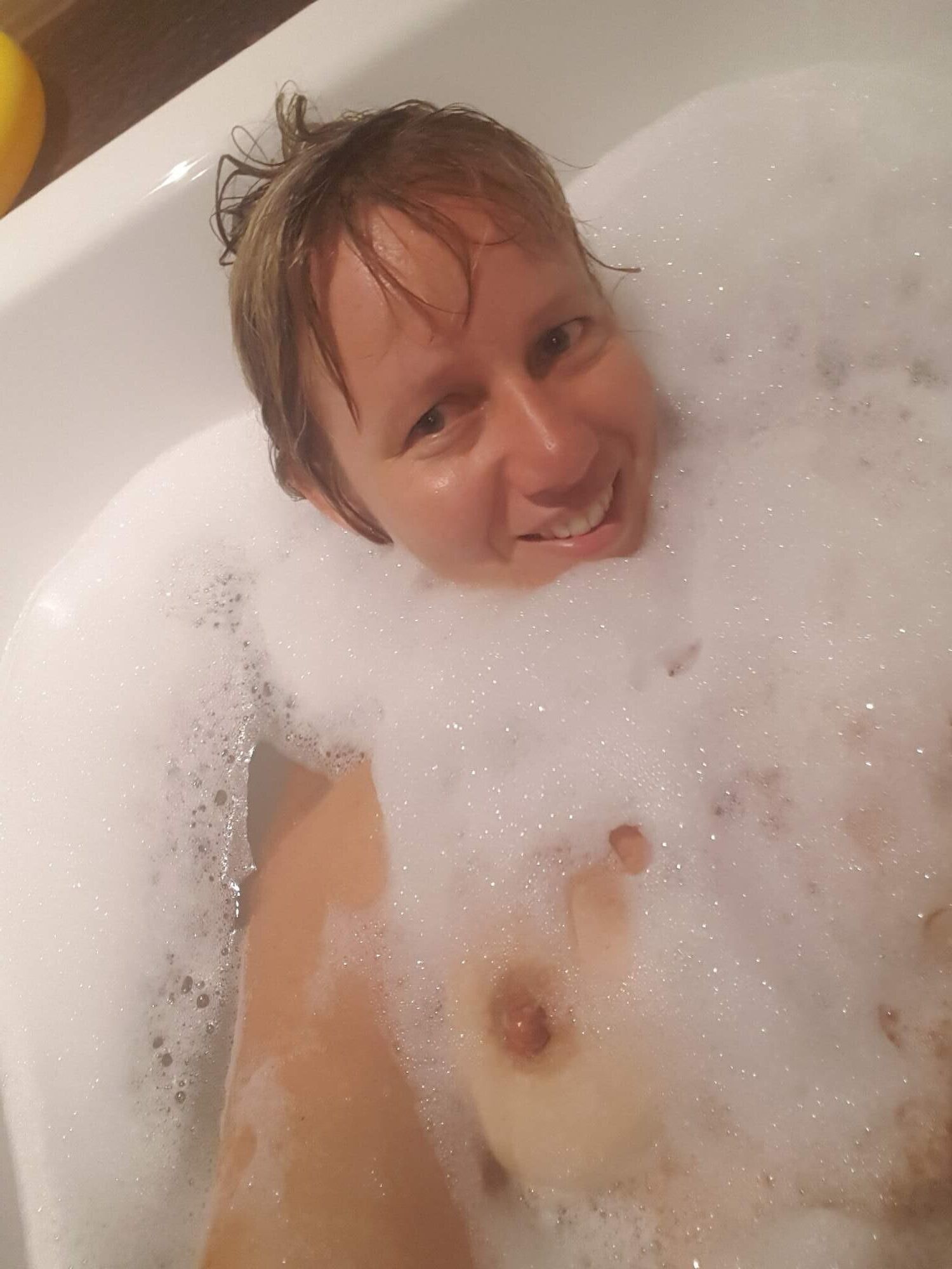 Rubio caliente milf selfies desnudos