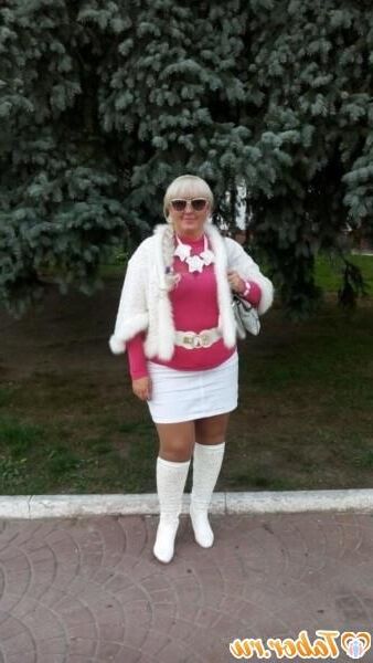 Nn lena de Bielorrusia BBW maduro con tres con platinio