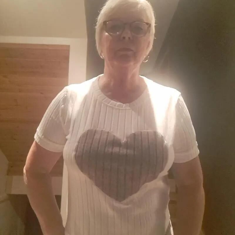 Sexy Oma Schlampe