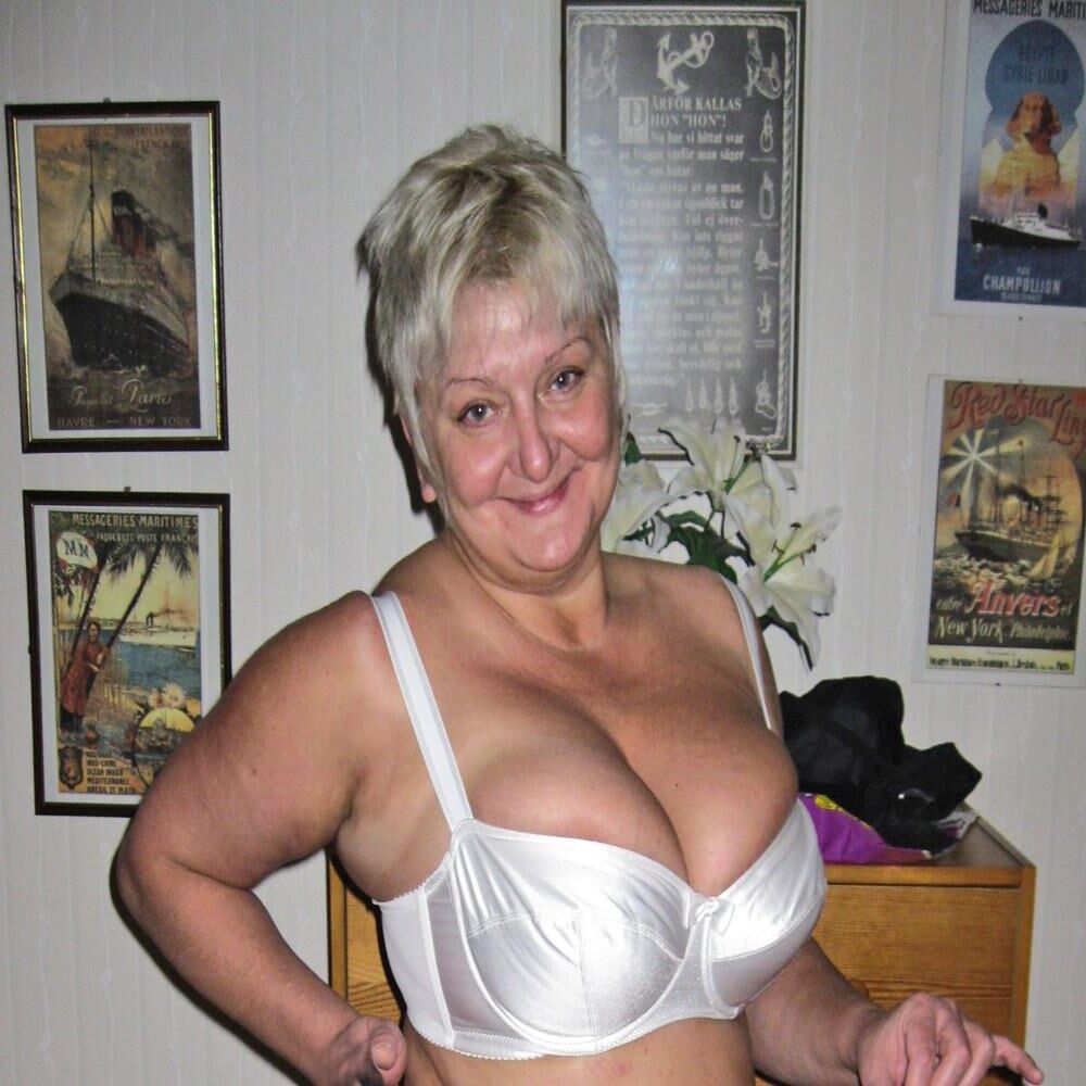 Decided to pose in a white bra