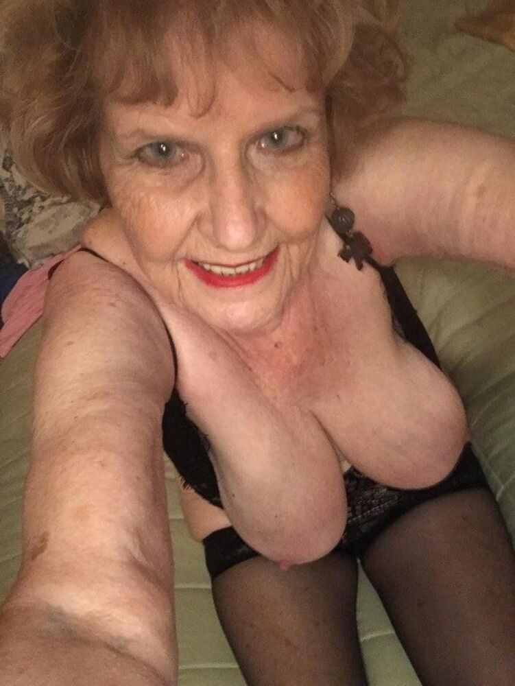Butterface madura y abuelas tan calientes